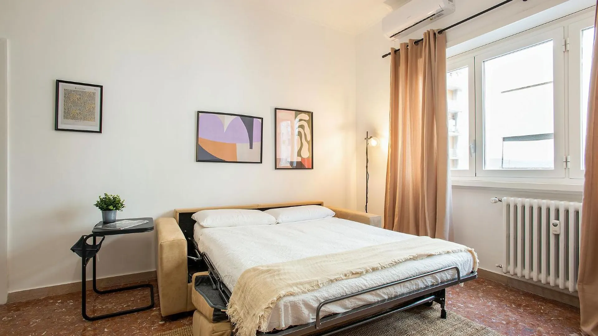 R&R-Tuscolana Spacious Apartment Front Of The Subway 로마
